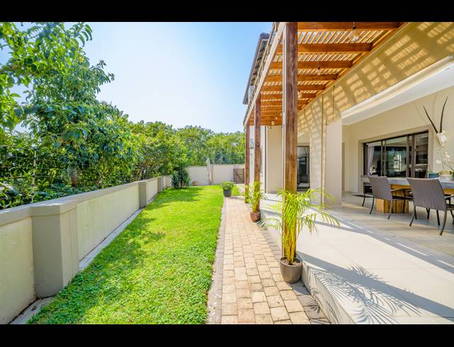 4 BEDROOM HOUSE FOR SALE IN SHEFFIELD BEACH